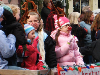 christmas-parade-rudolph-nose